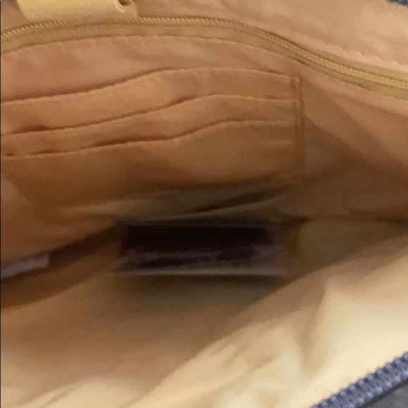 Baggallini - Picture 3 of 8